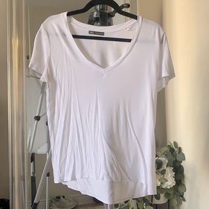 Zara Medium White V neck T-shirt (Tee)